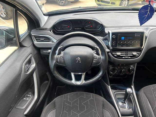 PEUGEOT 2008 ACTIVE 1.6 E-HDI AUTO SPANISH LHD IN SPAIN 74000 MILES SUPERB 2017
